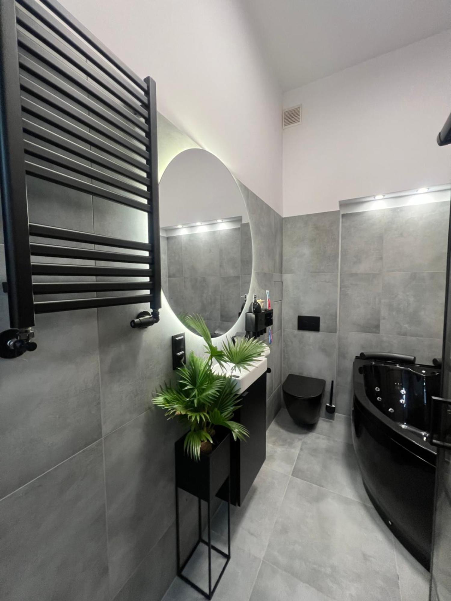 Apartment Loft W Centrum Z Jacuzzi *