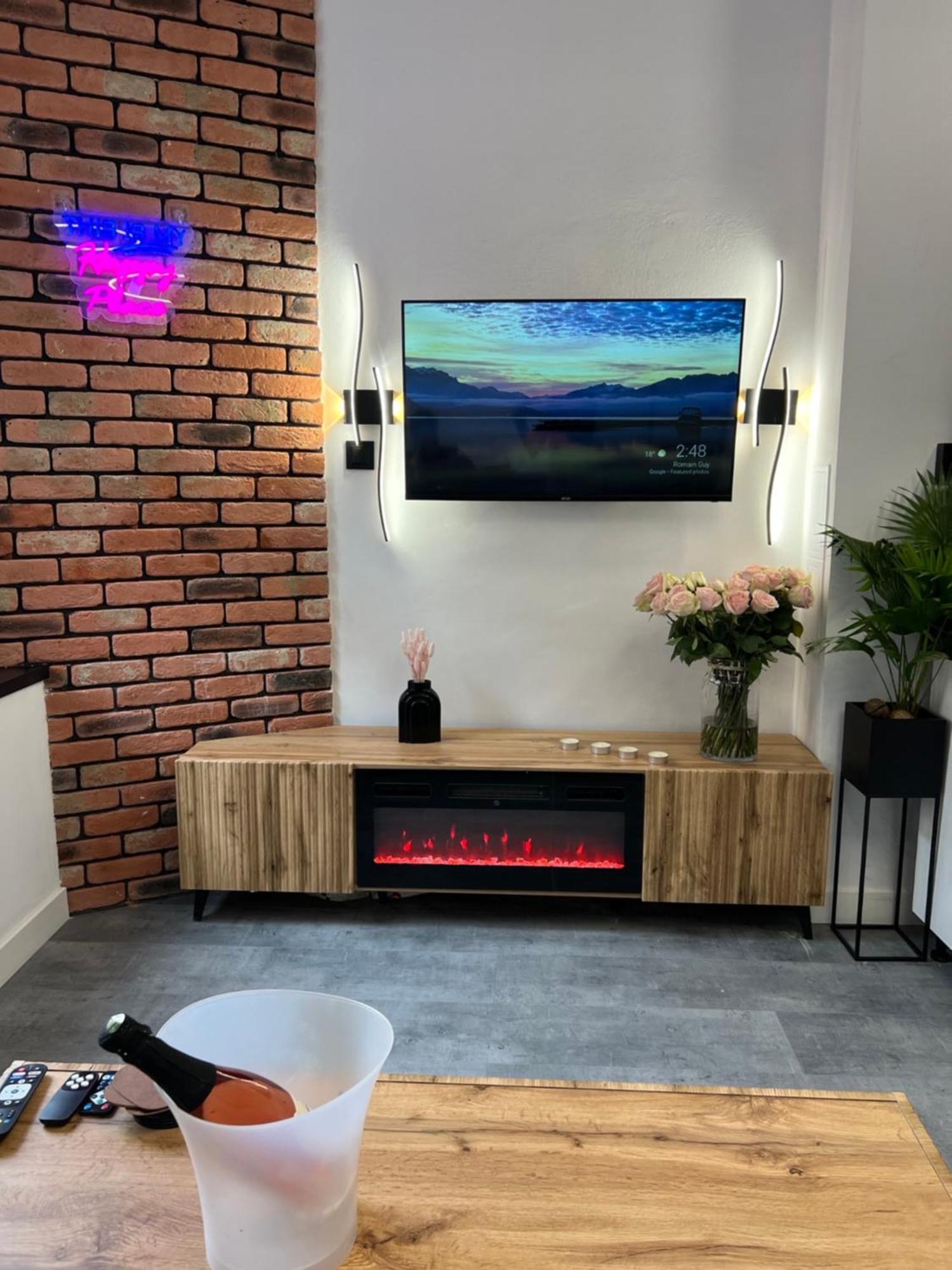 Loft W Centrum Z Jacuzzi Apartament *